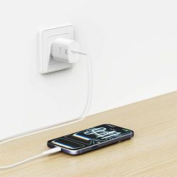 swissten-edge-gan-1x-usb-c-20w-polnilec-bel-37045-210057_17565.jpg