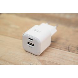 swissten-gan-1x-usb-c-pd-35w-1x-usb-a-27w-polnilec-bel-2357-210047_17470.jpg