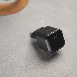 swissten-gan-35w-1x-usb-c-pd-polnilec-usb-cusb-c-kabel-12m-c-5868-210042_17340.jpg