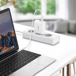 ugreen-cd170-polnilec-stenski-usb-c-38w-eu-bel-98614-410133_1.jpg