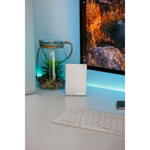 verbatim-storengo-alu-slim-2tb-usb-30-25-space-grey-zunanji--25339-520054_6244.jpg