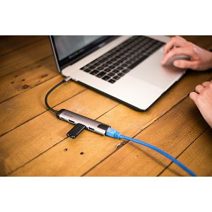 verbatim-usb-c-multiport-hub-usb-c2xusb30hdmi-4krj45-adapter-520011_3472.jpg