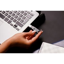 verbatim-v3-usb-32-gen-1-128gb-crn-90758-560008_7803.jpg
